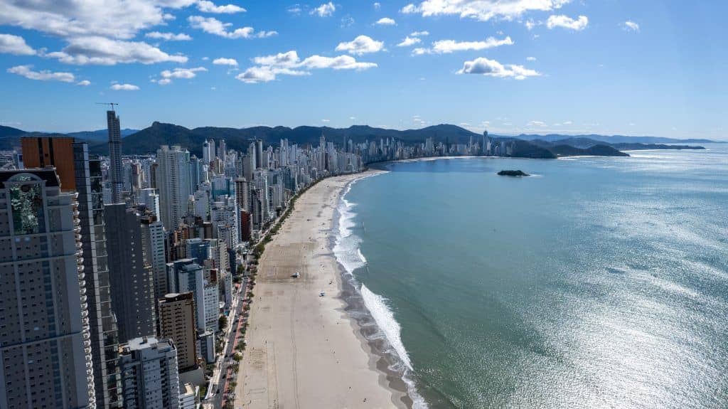 Maiores Prédios Residenciais do Mundo: o Triumph Tower em Balneário Camboriú