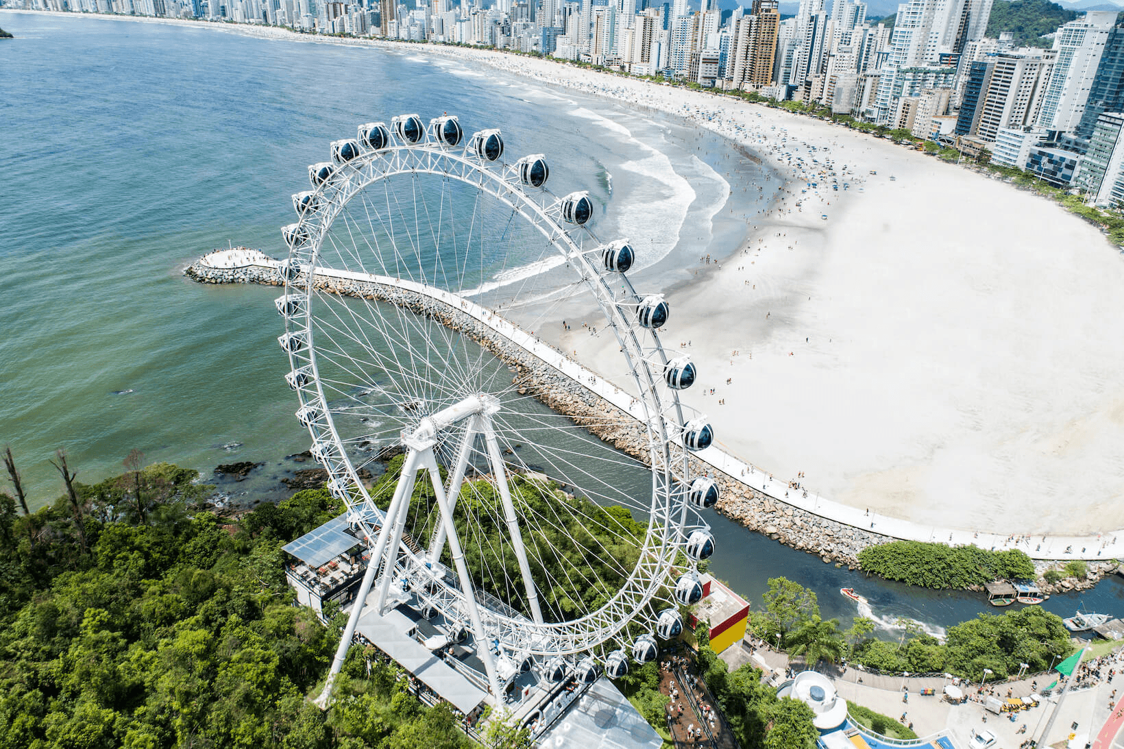 Trabalhar remoto e morar na praia: o sonho se tornando realidade