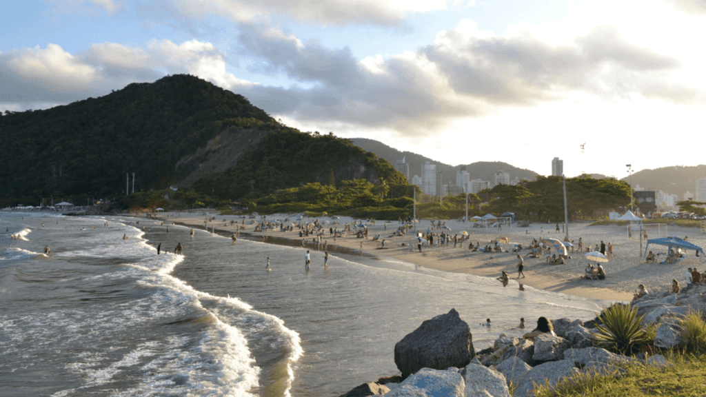 conclusao-more-perto-das-melhores-praias-de-itajai