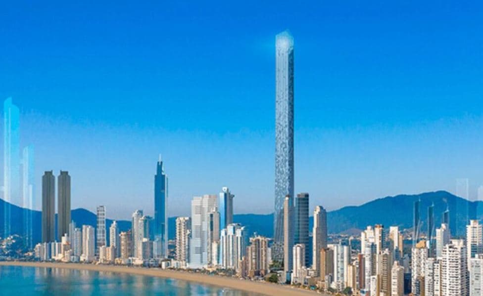 Senna Tower em Balneário Camboriú - Ilustração do maior edifício residencial do mundo com mais de 500 metros de altura, localizado na Barra Sul, cercado por arranha-céus e o pôr do sol ao fundo