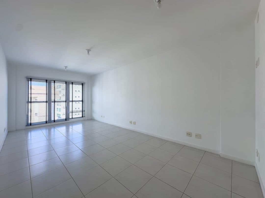 Foto 1 de Sala para alugar, 37 m² por R$ 2.500,00/mês - Centro - Itajaí/SC